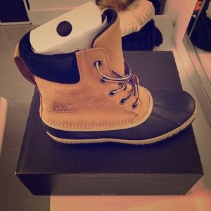 SOREL - Men’s Sz. 11 - Cheyanne II Duck Boots